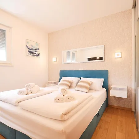 The Mak Boutique Apartament *